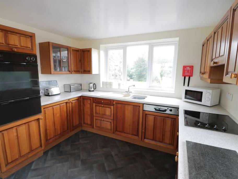 Ty Rhos, Farm Stay, Sleeps 4, Rhoshirwaun 2 Miles From Aberdaron Dış mekan fotoğraf